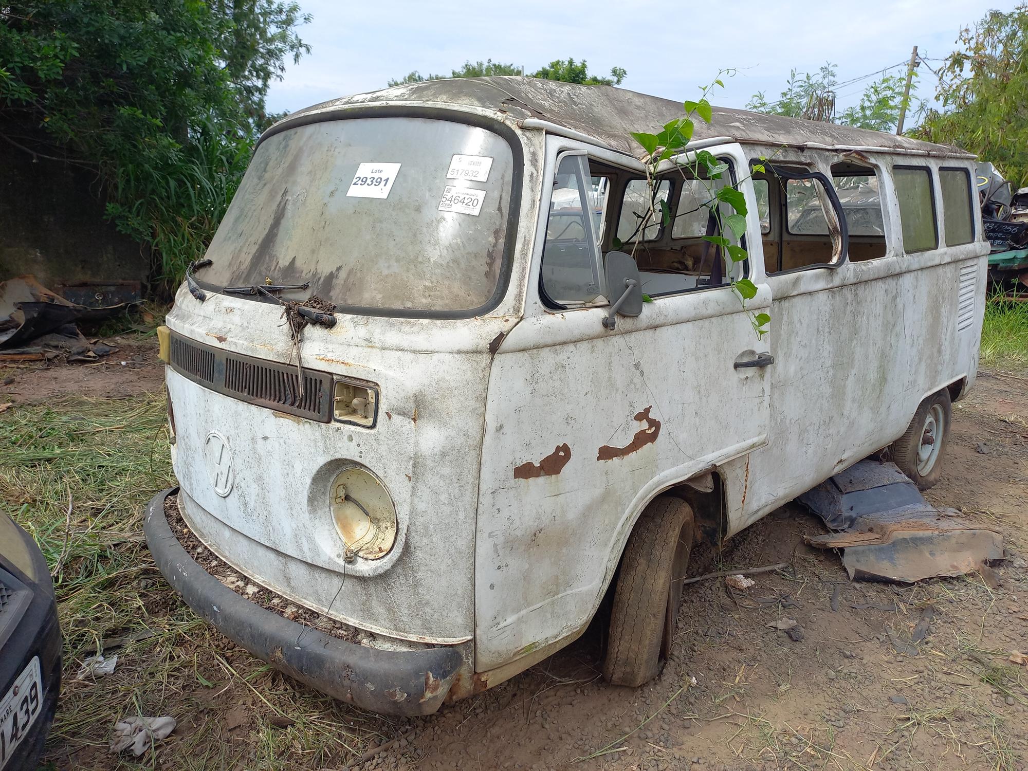 KOMBI